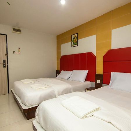 Jq Happy Lumut Hotel Esterno foto